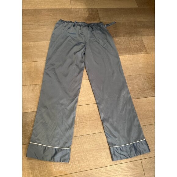 Luxury Blue Pajama Set With White Piping Button-Up Top & Drawstring Pants - Picture 4 of 7